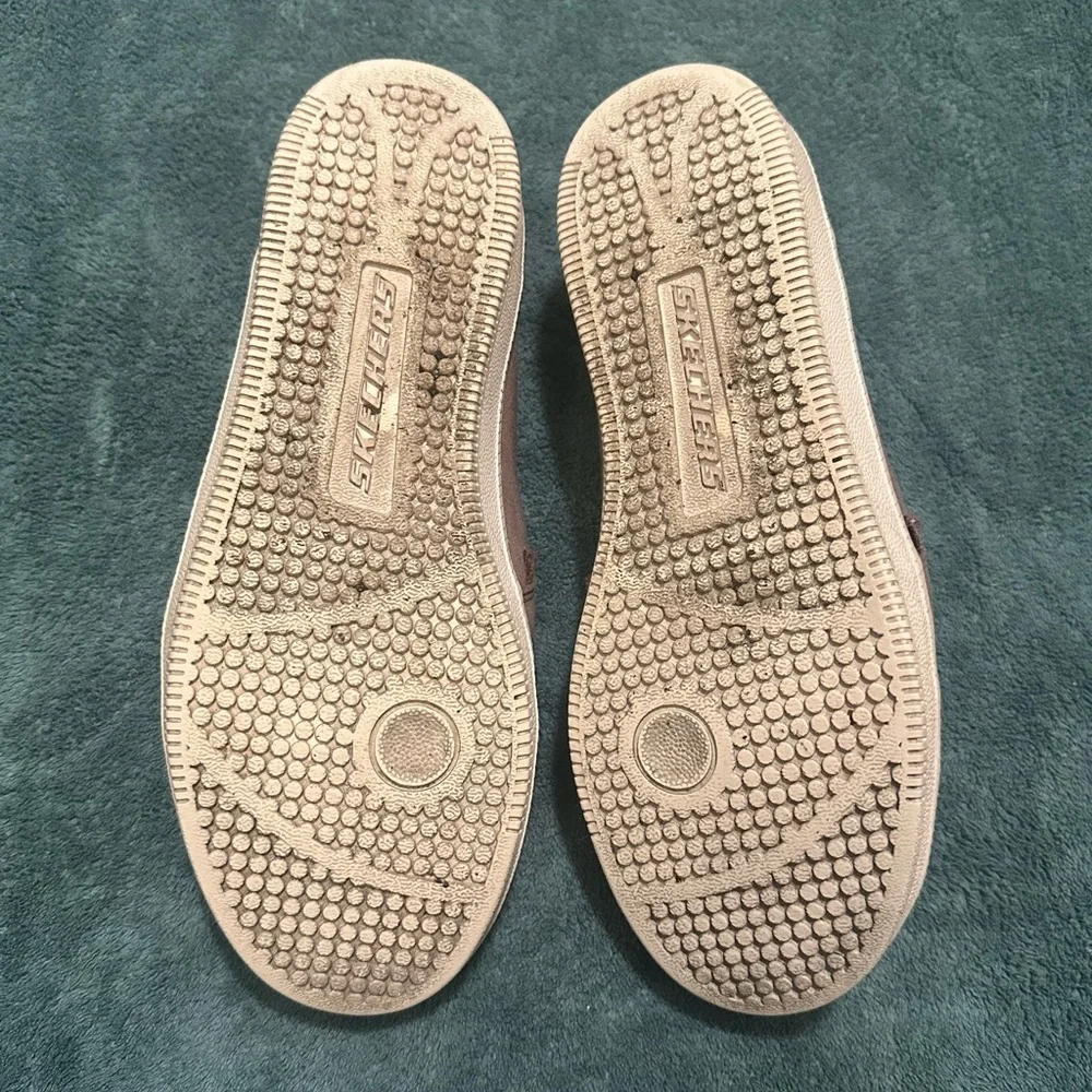 Sketchers Ruffle Slip On Sneakers 6